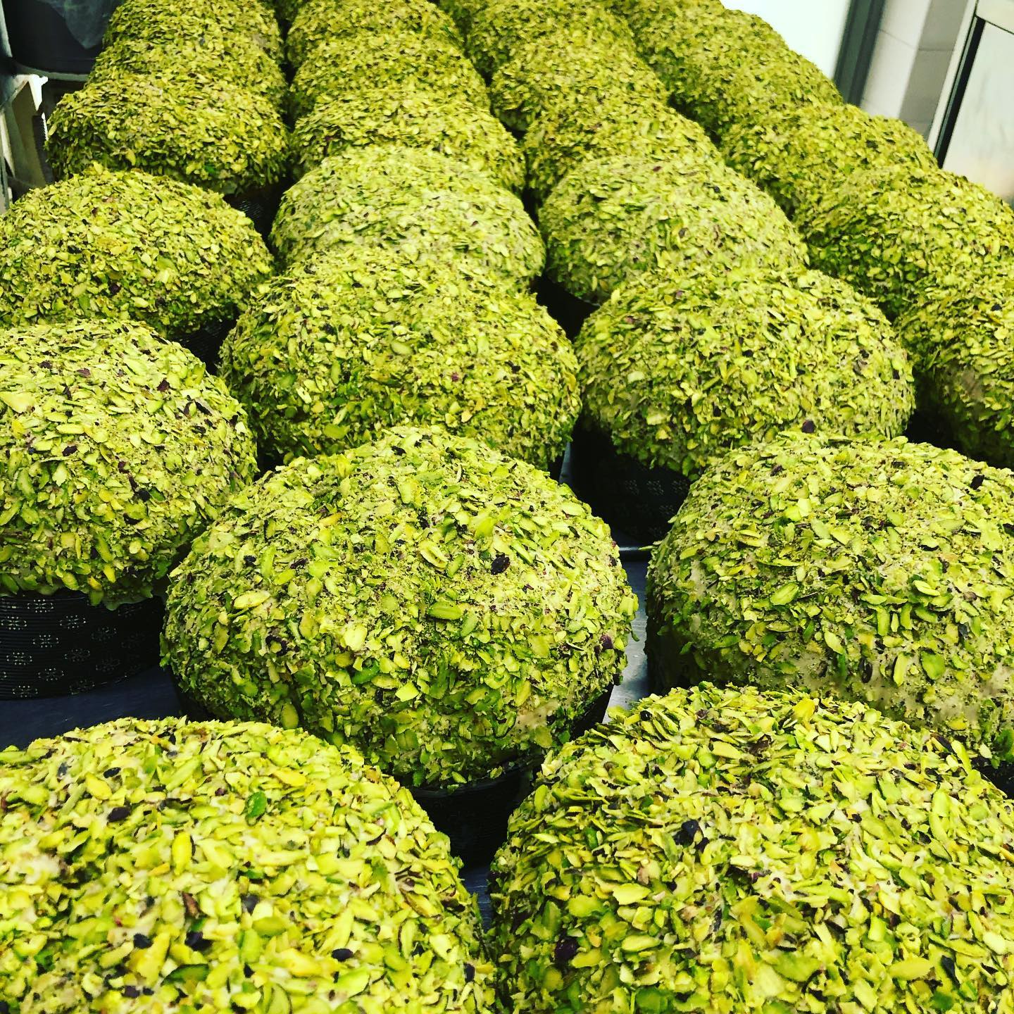 PANRICCONE BRONTOLONE® con farcitura al pistacchio - immagine 4